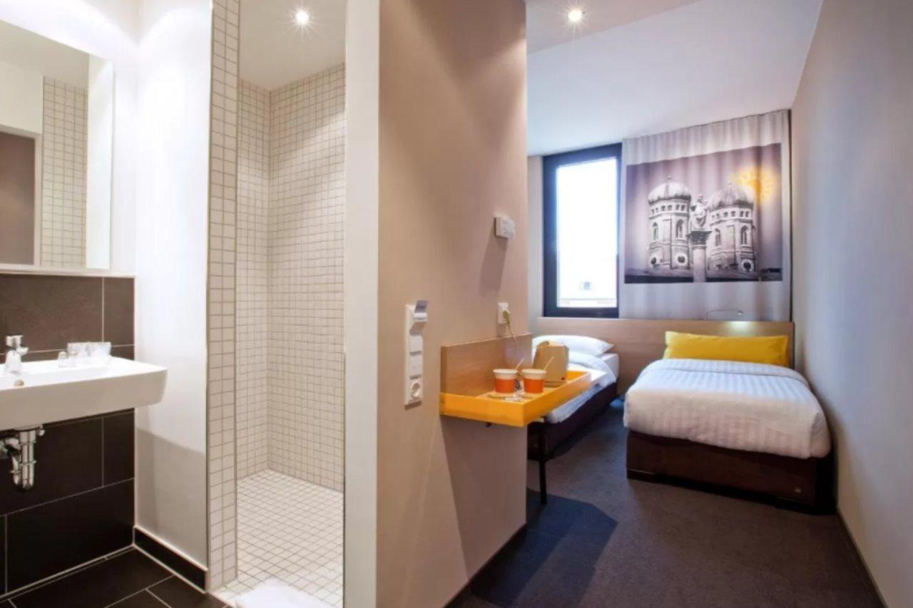 Hotel Muenchen-moosach 3*